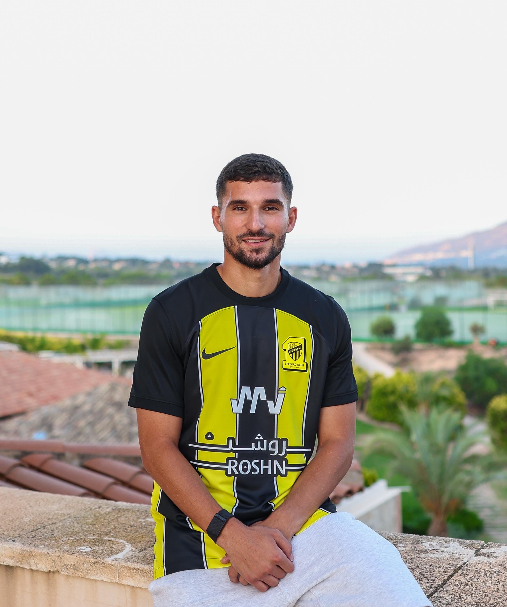 Ufficiale Aouar all'Al-Ittihad