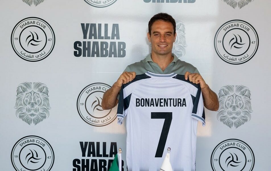 Ufficiale Bonaventura all'Al-Shabab